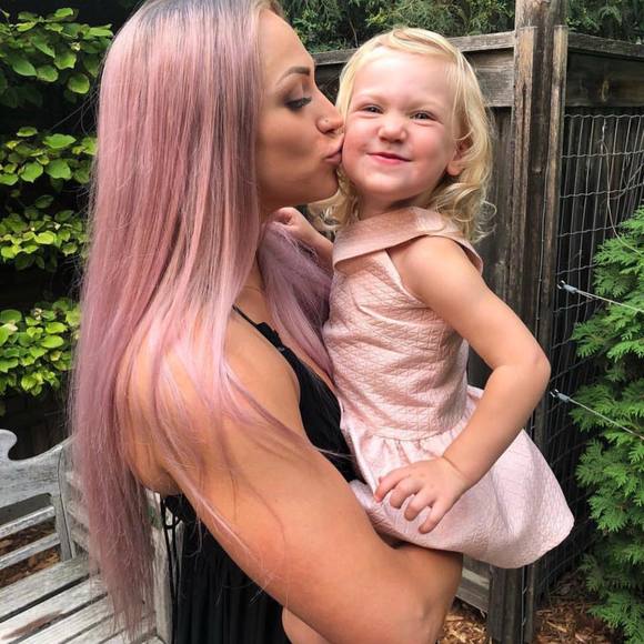 Meet your Posher, Talisa - Picture 1 of 1